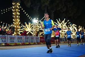 BIB: 100, 41113
                            <button type="button" onclick="openModal(19620222)" class="btn btn-primary btn-sm float-right btn-popup" data-toggle="modal" data-target=".modal-high-quality">
                        <i class="fas fa-shopping-cart"></i> Add to Cart
                    </button>
                                            <button type="button" onclick="isThisMe(19620222, true)" class="btn btn-success btn-sm float-right btn-popup btn-isme hidden" data-toggle="tooltip" data-placement="bottom" title="นี่คือรูปของคุณใช่ไหม คลิกที่นี่เพื่อเอาเข้าอัลบั้ม">
                        <i class="fas fa-plus"></i> Add to album
                    </button>
                    <button type="button" onclick="isThisMe(19620222, false)" class="btn btn-warning btn-sm float-right btn-popup btn-isnotme hidden">
                        <i class="fas fa-ban"></i> Remove from album
                    </button>